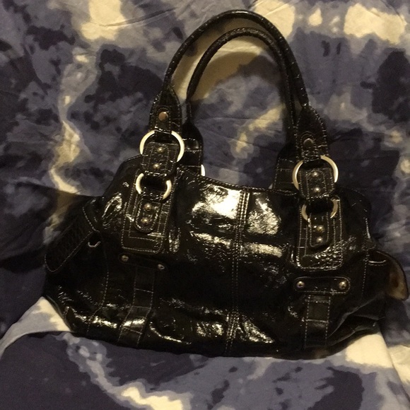 Mondani patent style shoulder bag - Picture 3 of 5